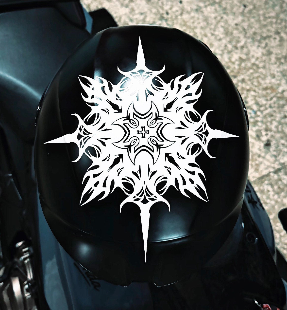 TRACE AXIS – Logo 04